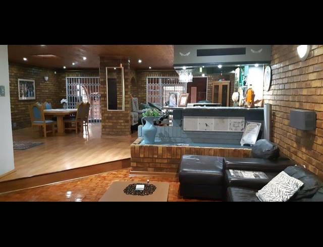 0 BEDROOM HOUSE FOR SALE IN GOLF PARK